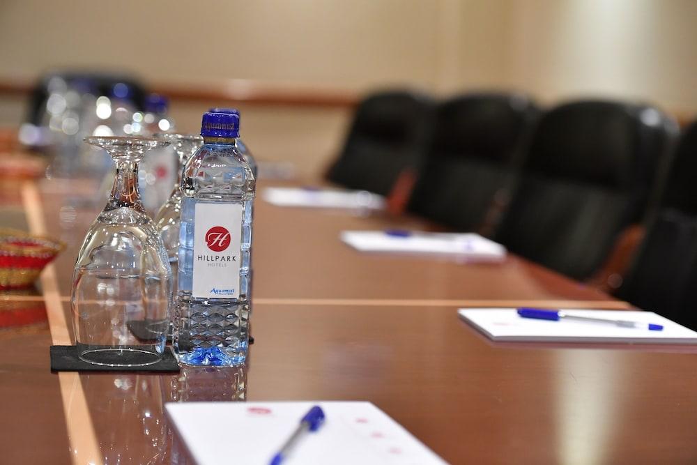 ניירובי Hillpark Hotel מראה חיצוני תמונה
