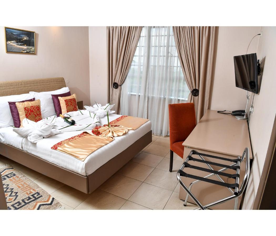ניירובי Hillpark Hotel מראה חיצוני תמונה